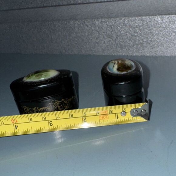 2 VTG Russian Lacquer Boxes - Hand Painted, Signed by Artist, Collectible - Picture 10 of 11